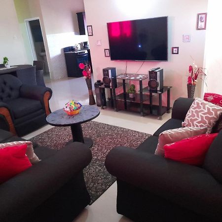 Loodik Vacation Home Brompton Manor Black River Kültér fotó