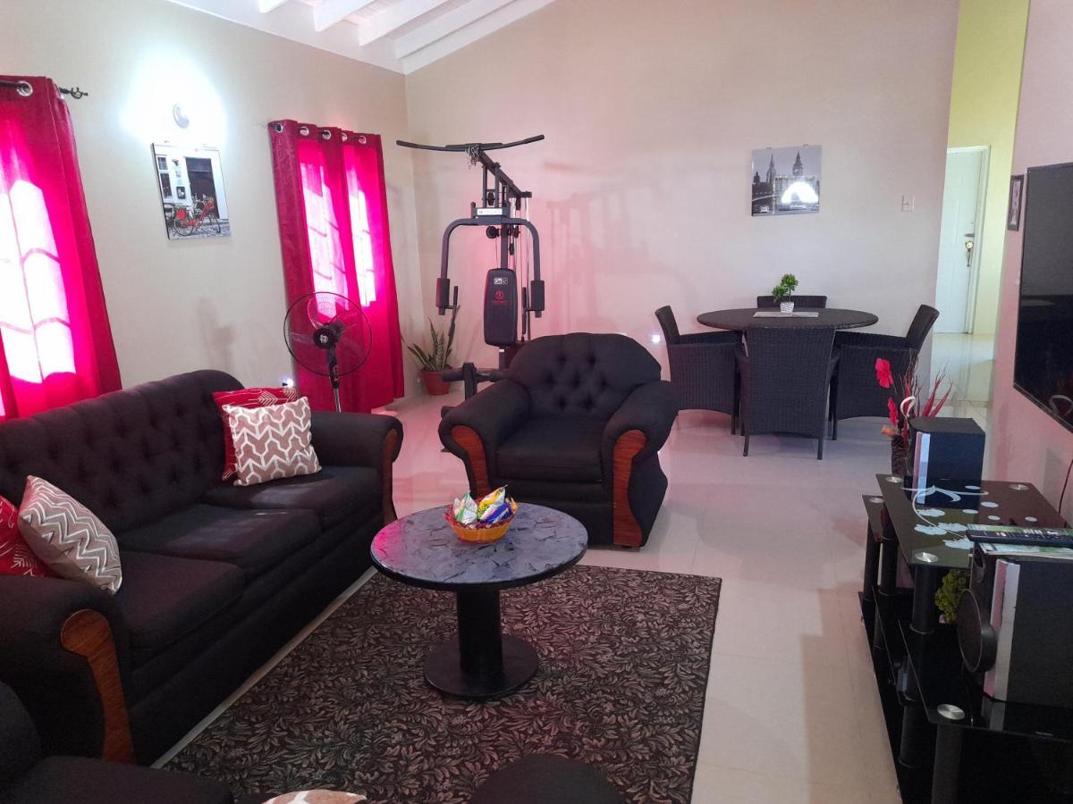 Loodik Vacation Home Brompton Manor Black River Kültér fotó
